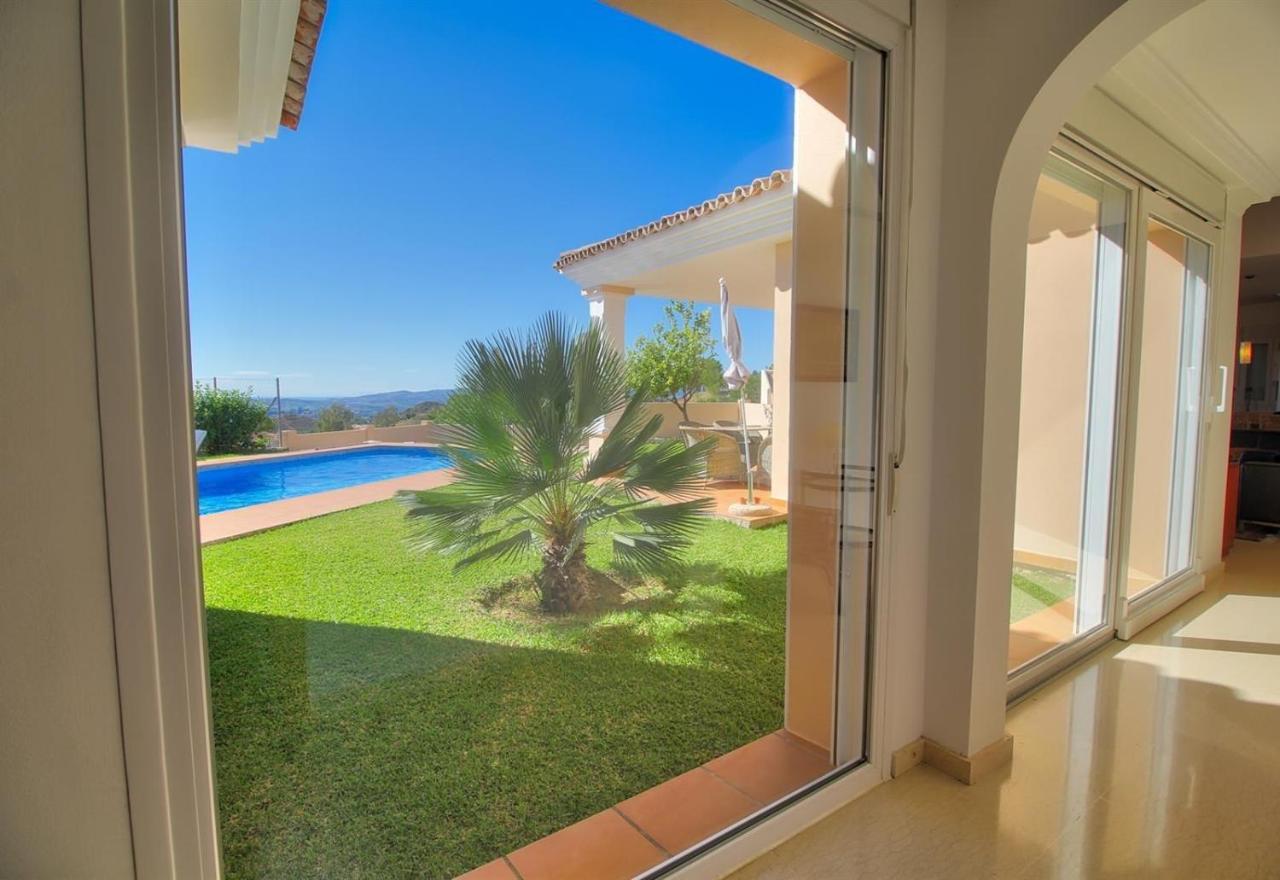 מיחאס Luxurius Villa With Private Pool מראה חיצוני תמונה