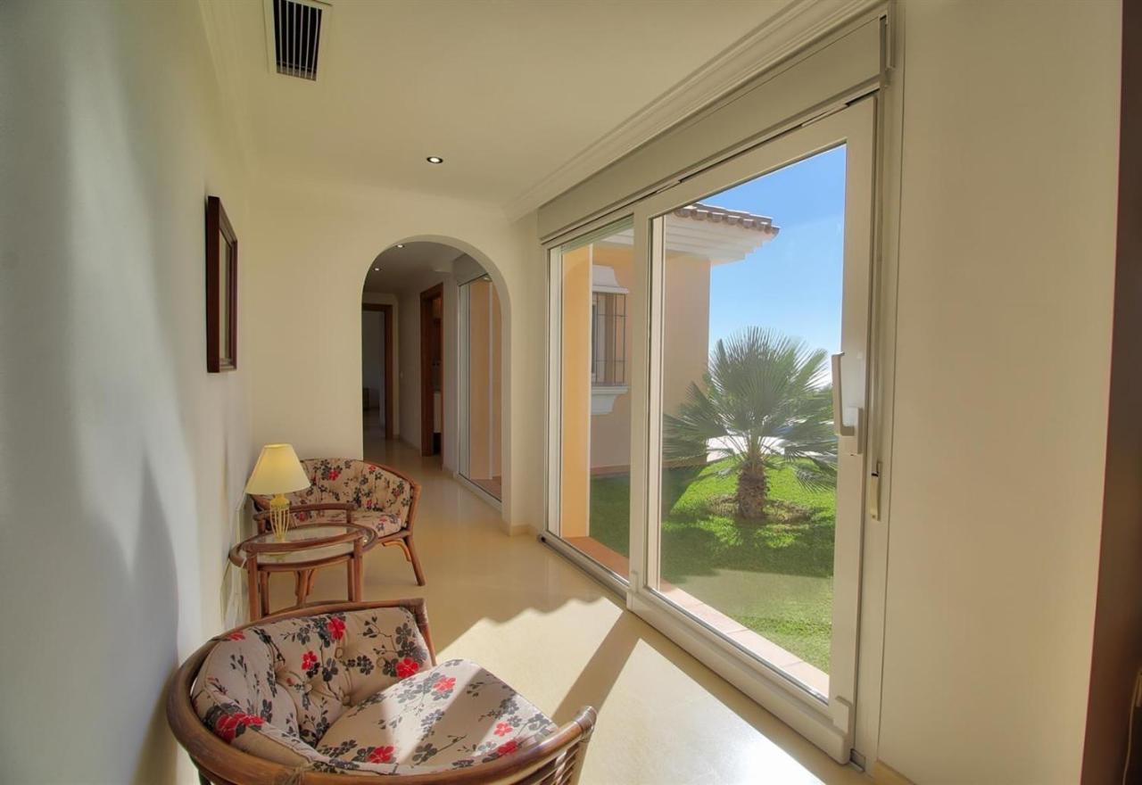מיחאס Luxurius Villa With Private Pool מראה חיצוני תמונה